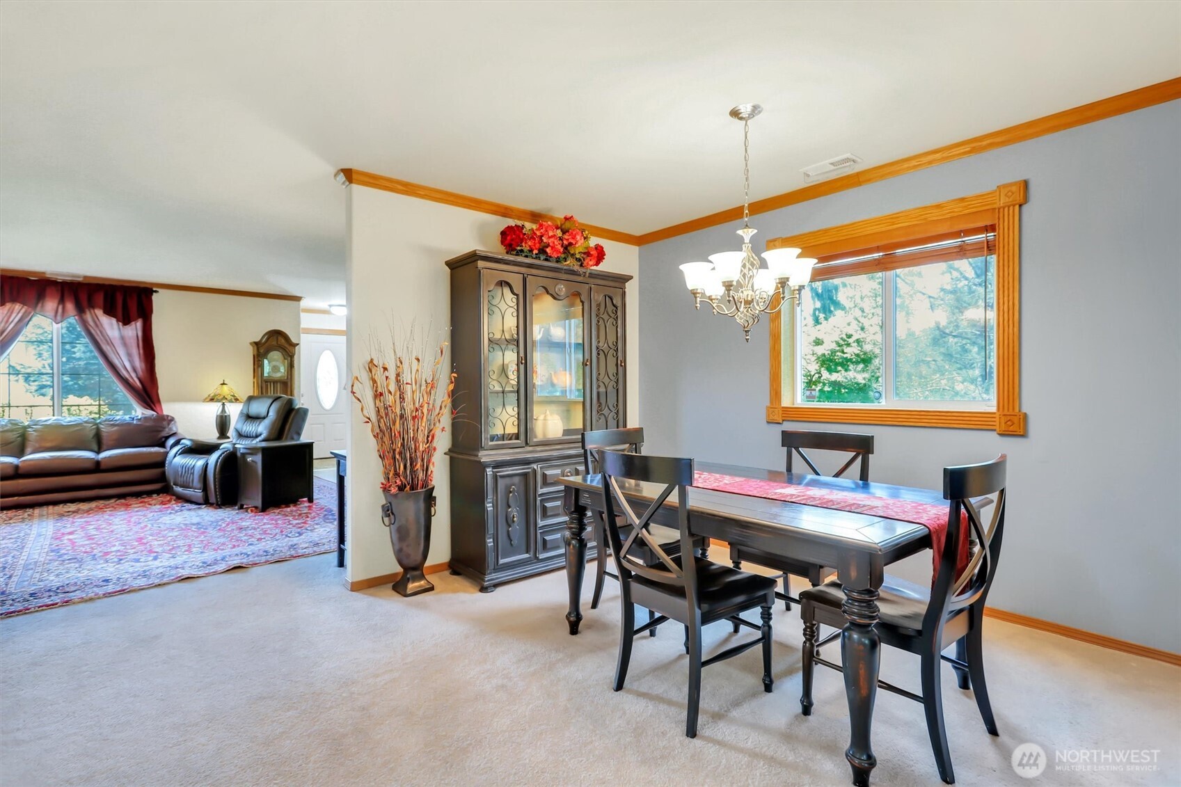 8611 79th Street Property Photo 9