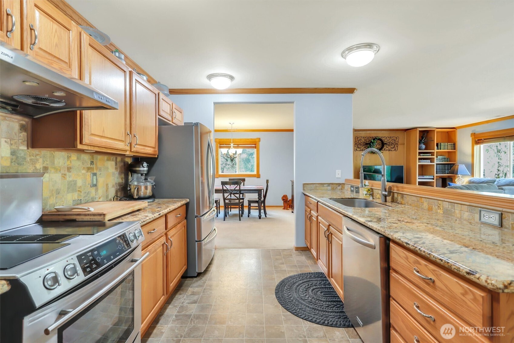 8611 79th Street Property Photo 13