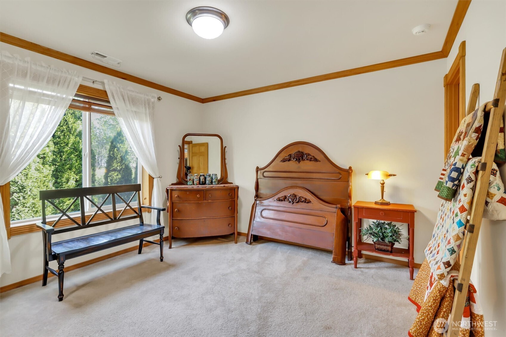 8611 79th Street Property Photo 18