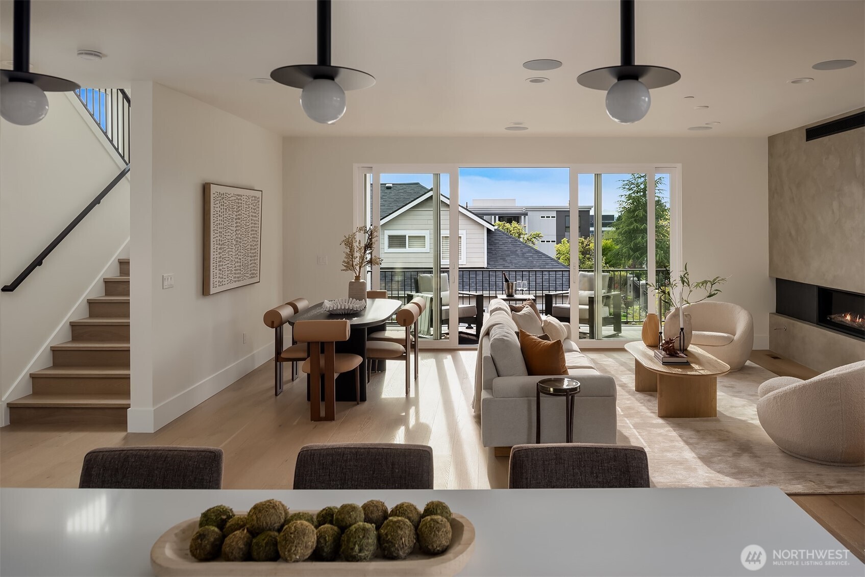 138 8th Court Property Photo 3