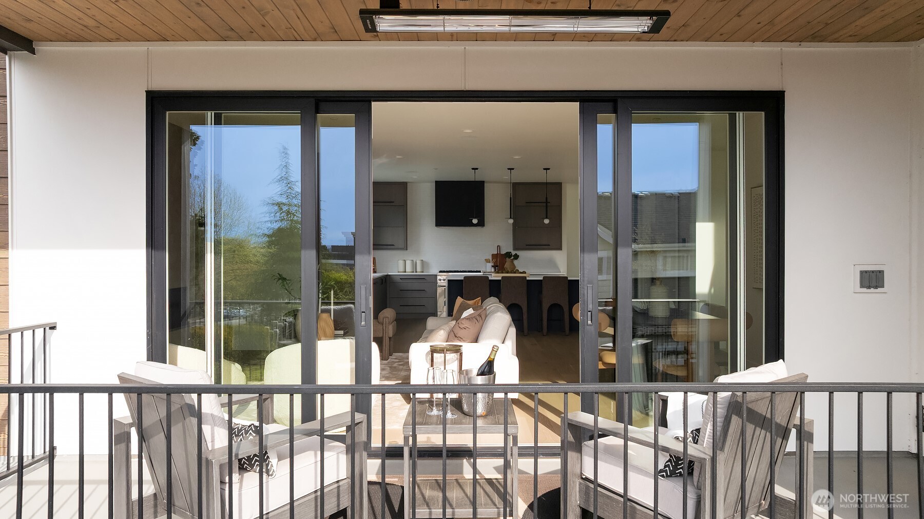 138 8th Court Property Photo 11