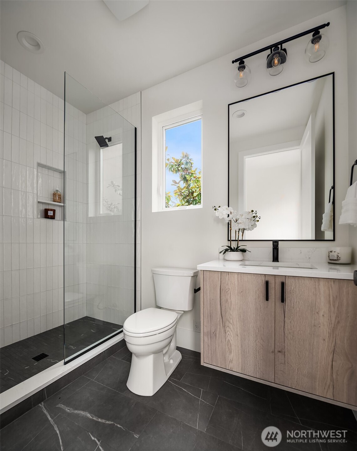 138 8th Court Property Photo 16