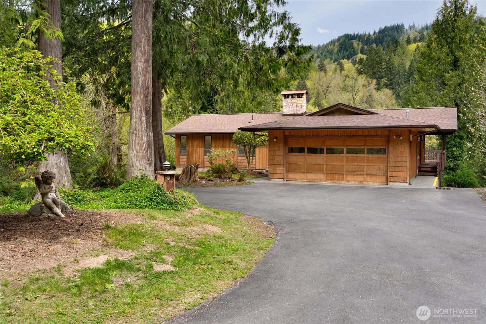 7337 Skagit View Drive Property Photo 8