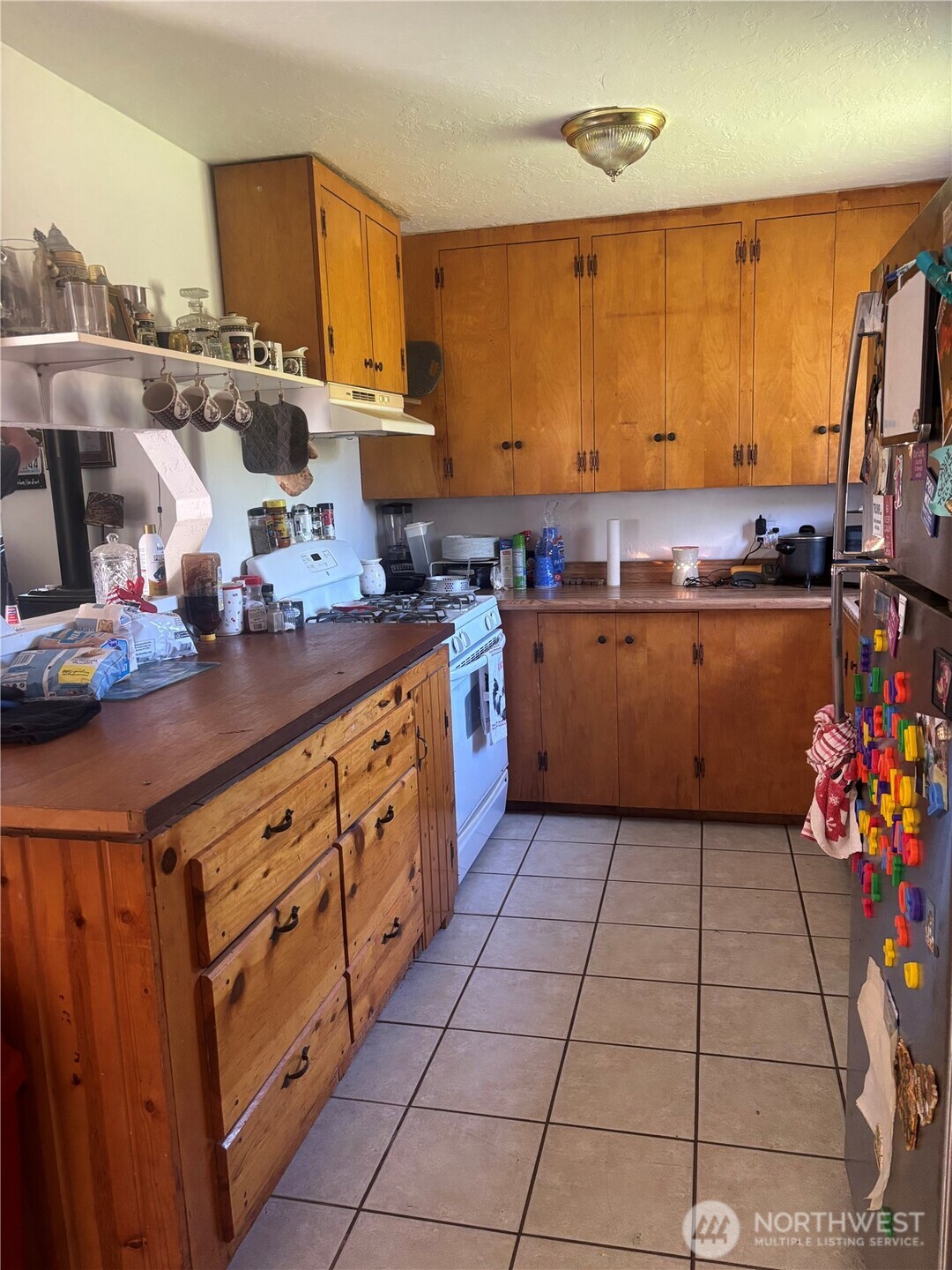 110 112 May Property Photo 14