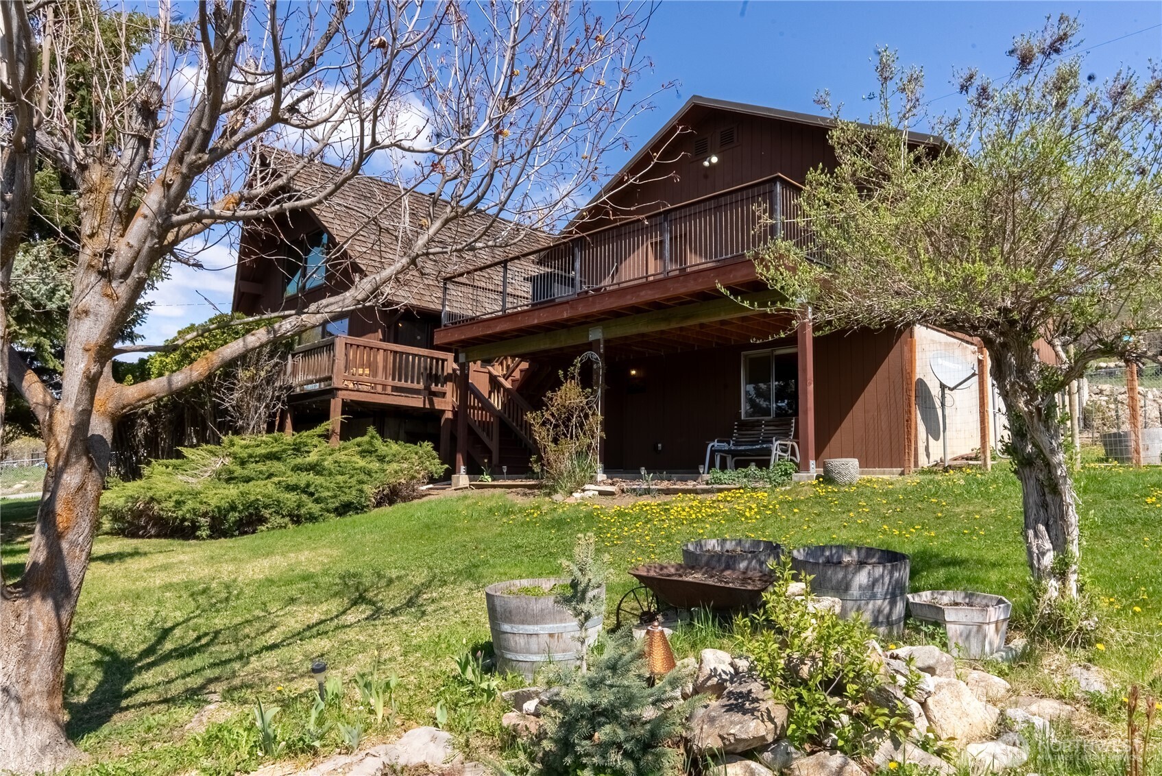 417 Perry Street Property Photo 6