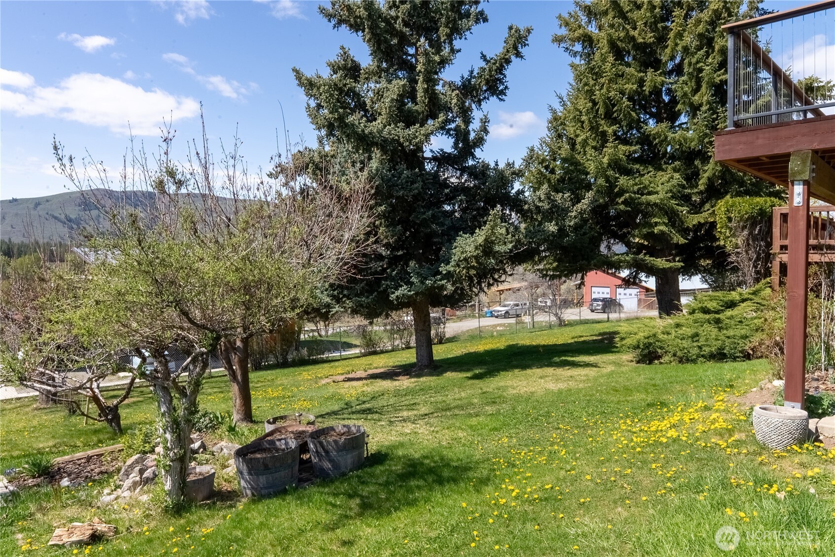 417 Perry Street Property Photo 13