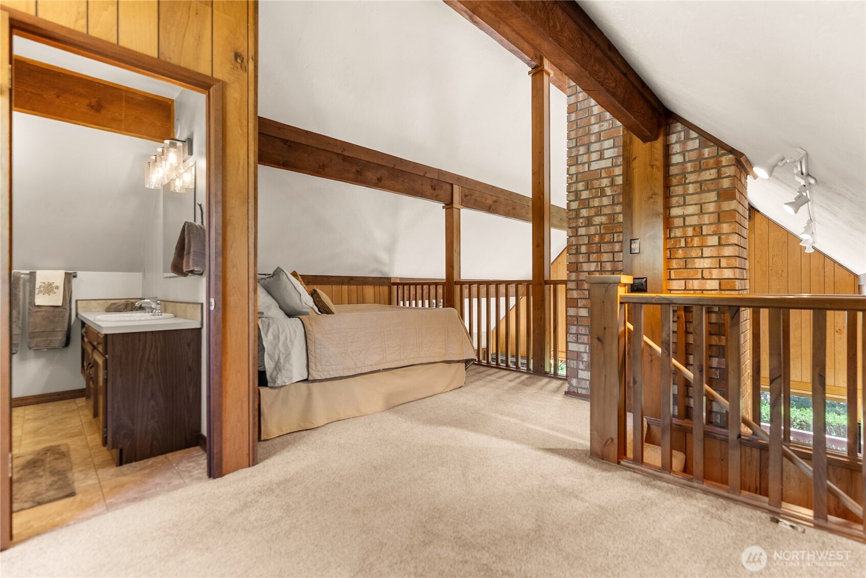 417 Perry Street Property Photo 26