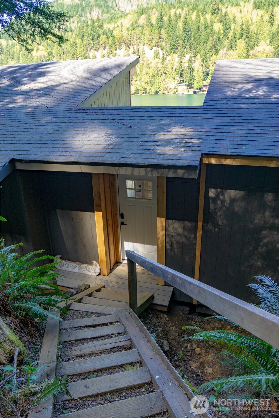 570 S Shore Road Property Photo 8