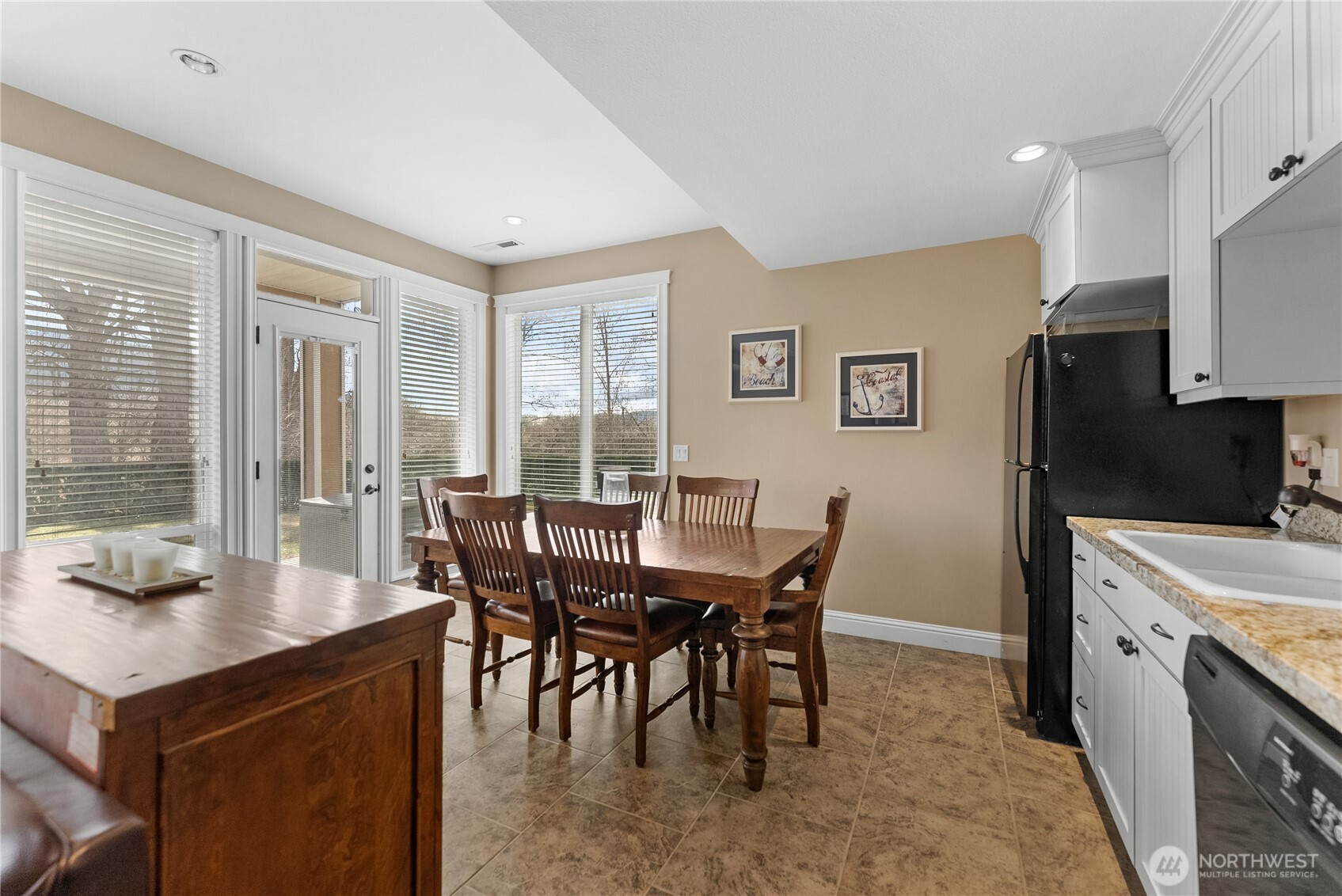 24 Sandalia Court Property Photo 6