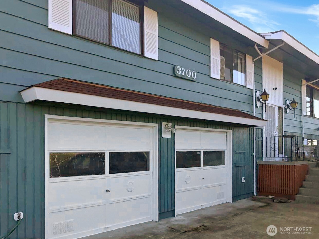 3700 Harbel Drive Property Photo 4