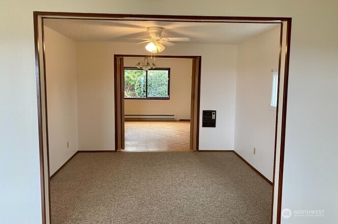 3700 Harbel Drive Property Photo 10