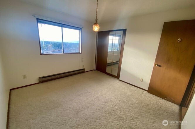 3700 Harbel Drive Property Photo 14