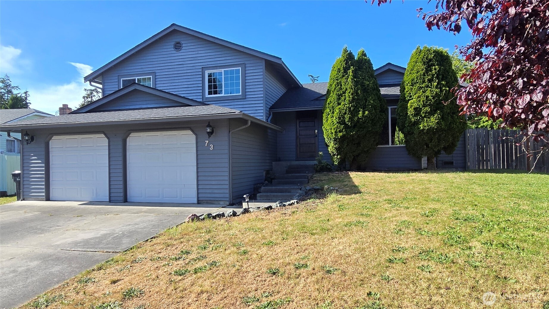 73 NW Roeder Drive Property Photo 1