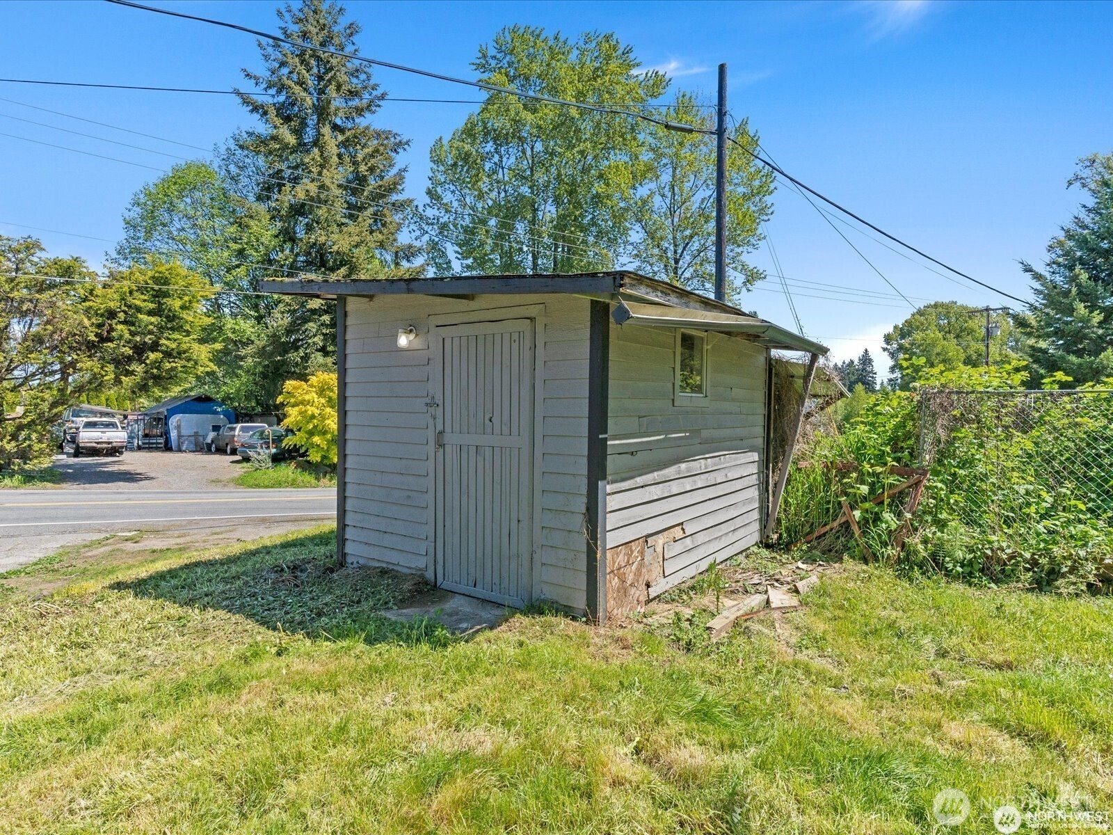 16425 Broadway Avenue Property Photo 4
