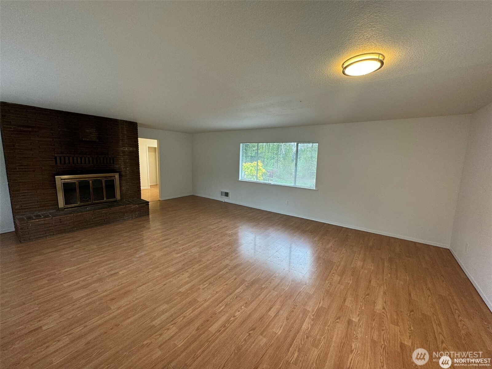 16425 Broadway Avenue Property Photo 7