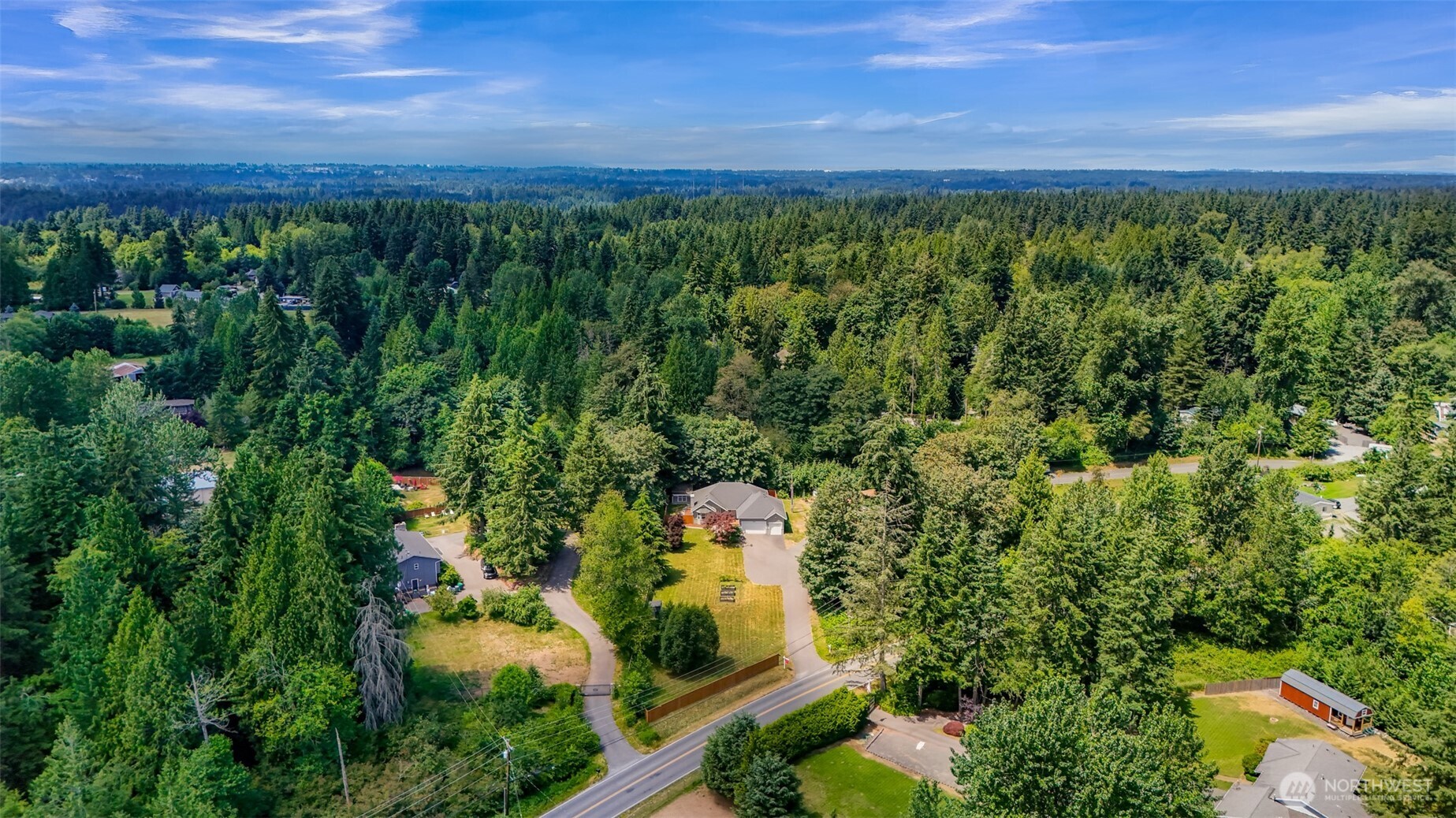17214 Snohomish Avenue Property Photo 6