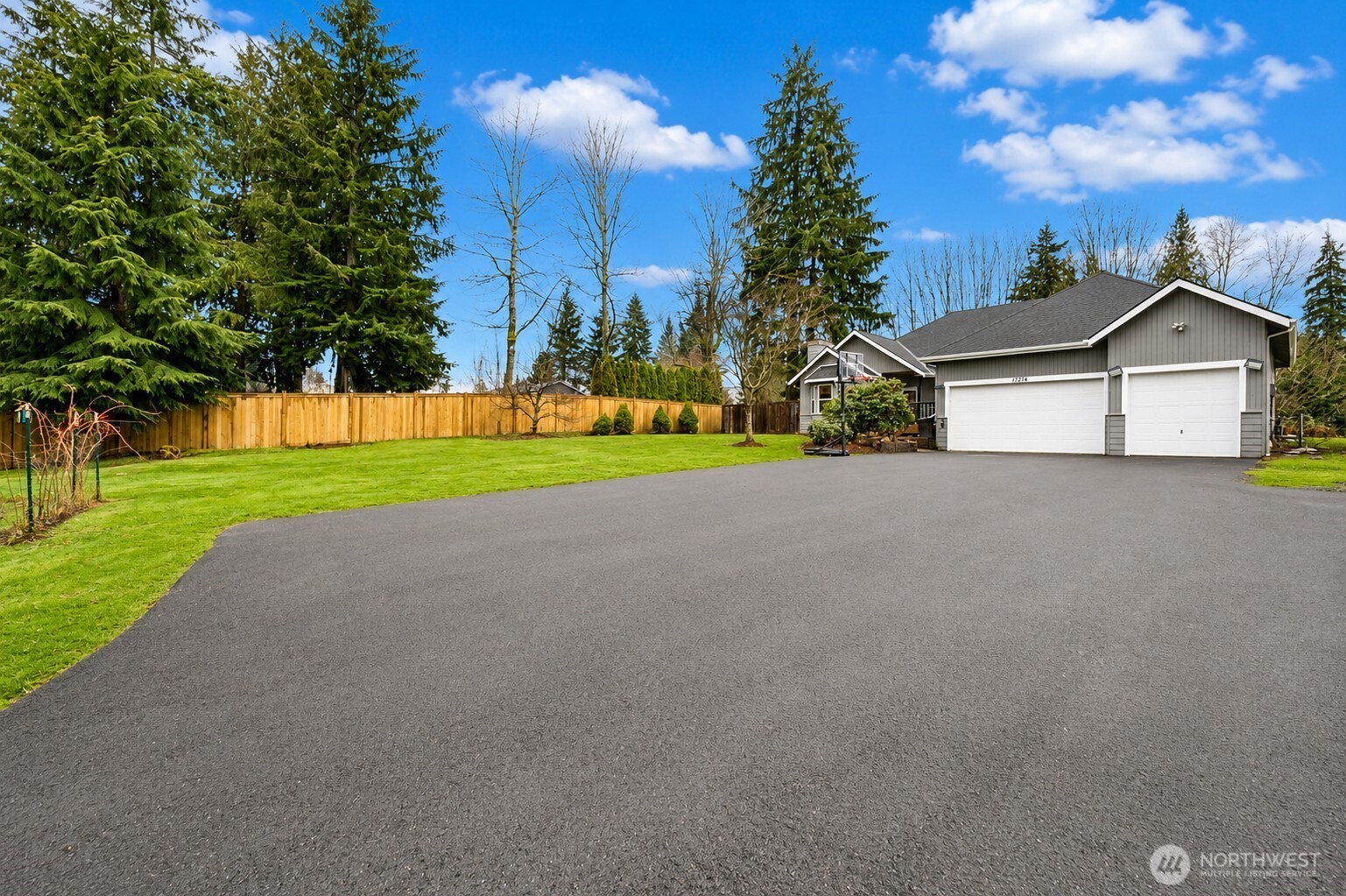 17214 Snohomish Avenue Property Photo 22