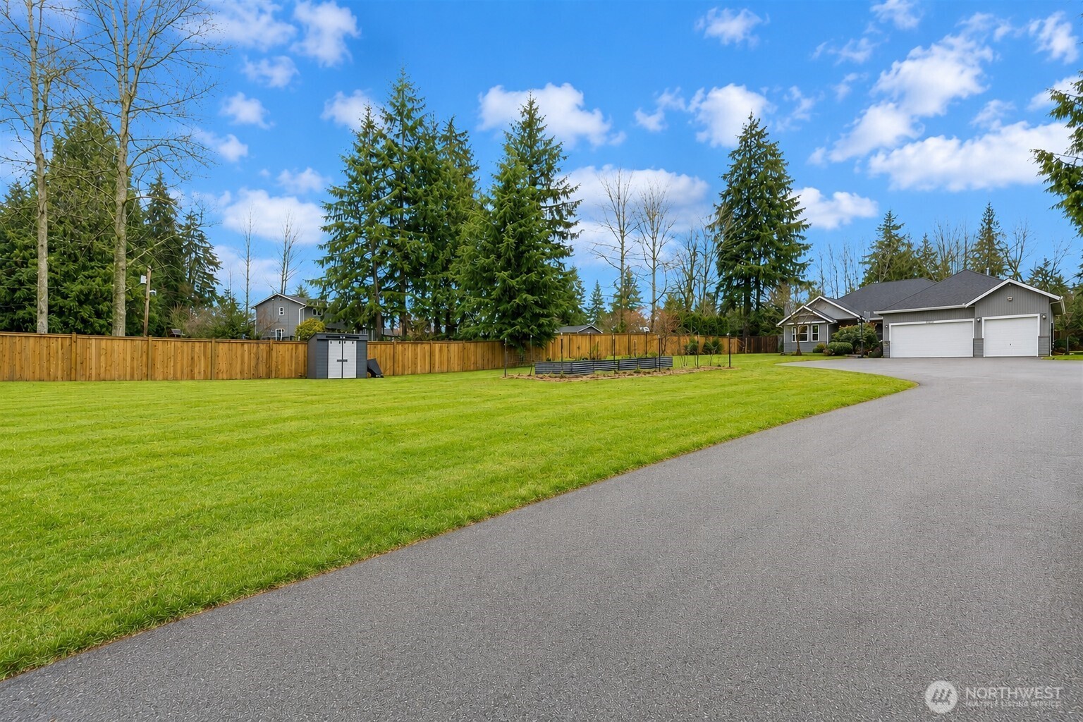 17214 Snohomish Avenue Property Photo 23