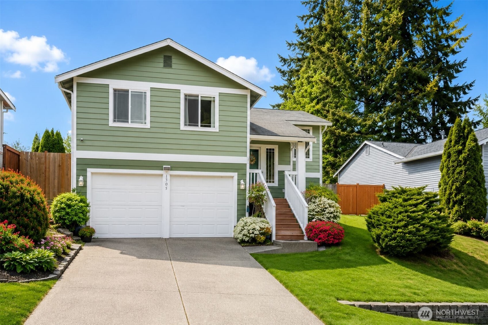 1305 185th Street Property Photo 1