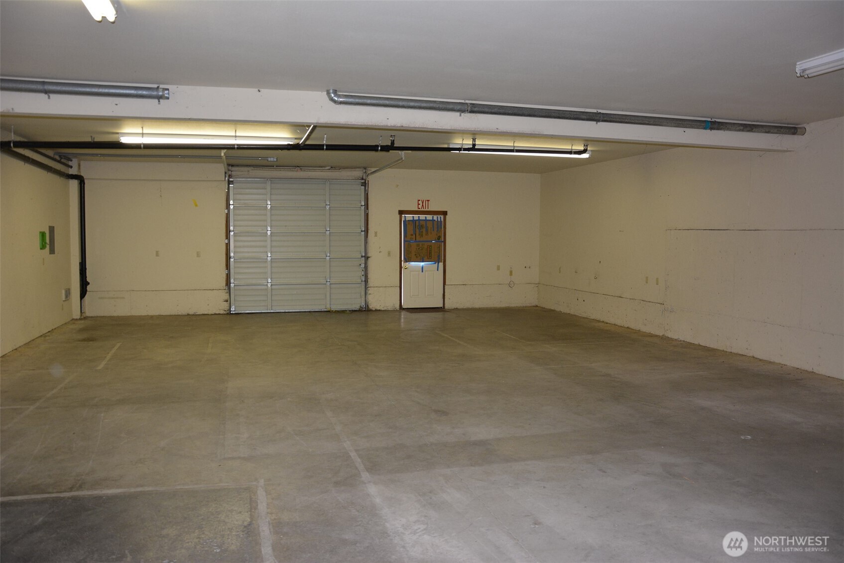 2427 W Sims Way Property Photo 12