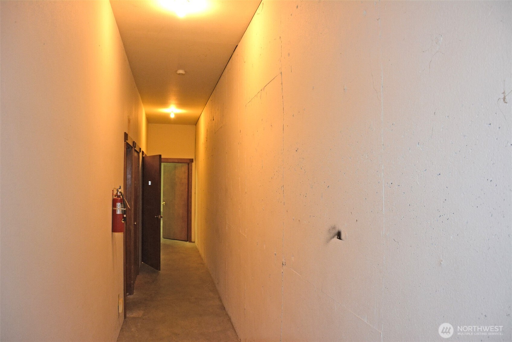 2427 W Sims Way Property Photo 14