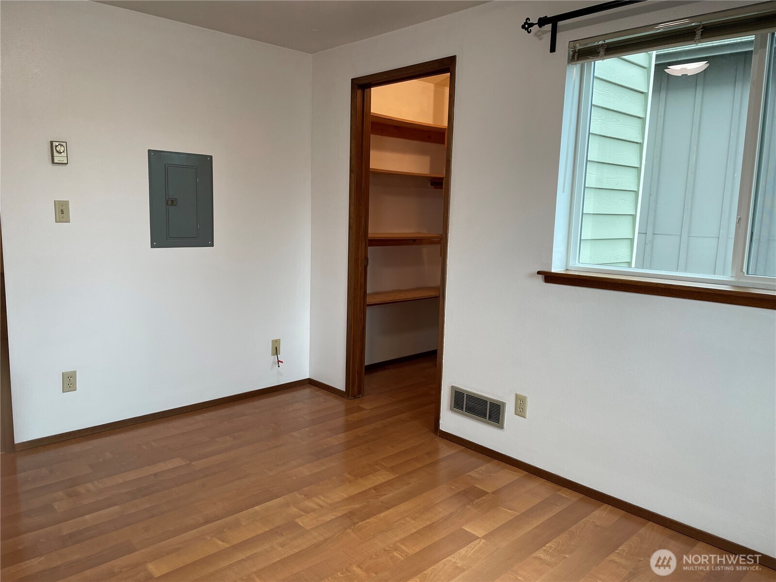 731 N 94th Street 8 Property Photo 22