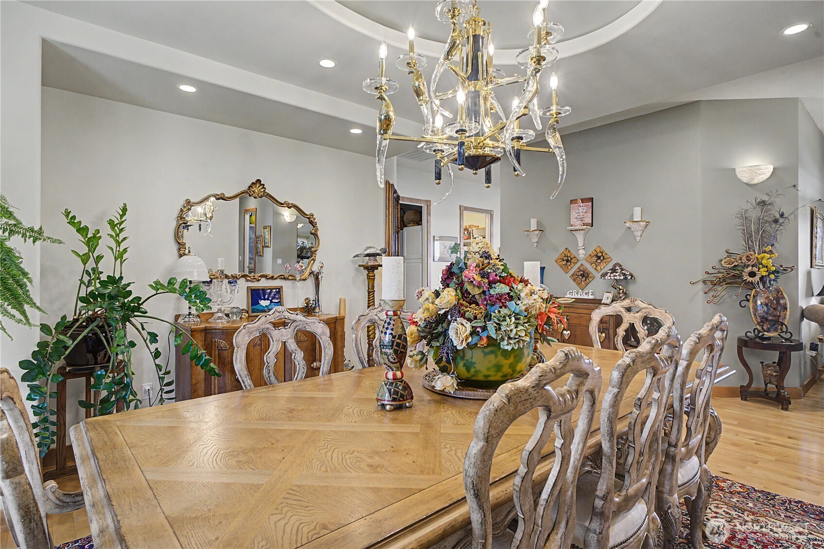 9132 Stonecrest Road Property Photo 4