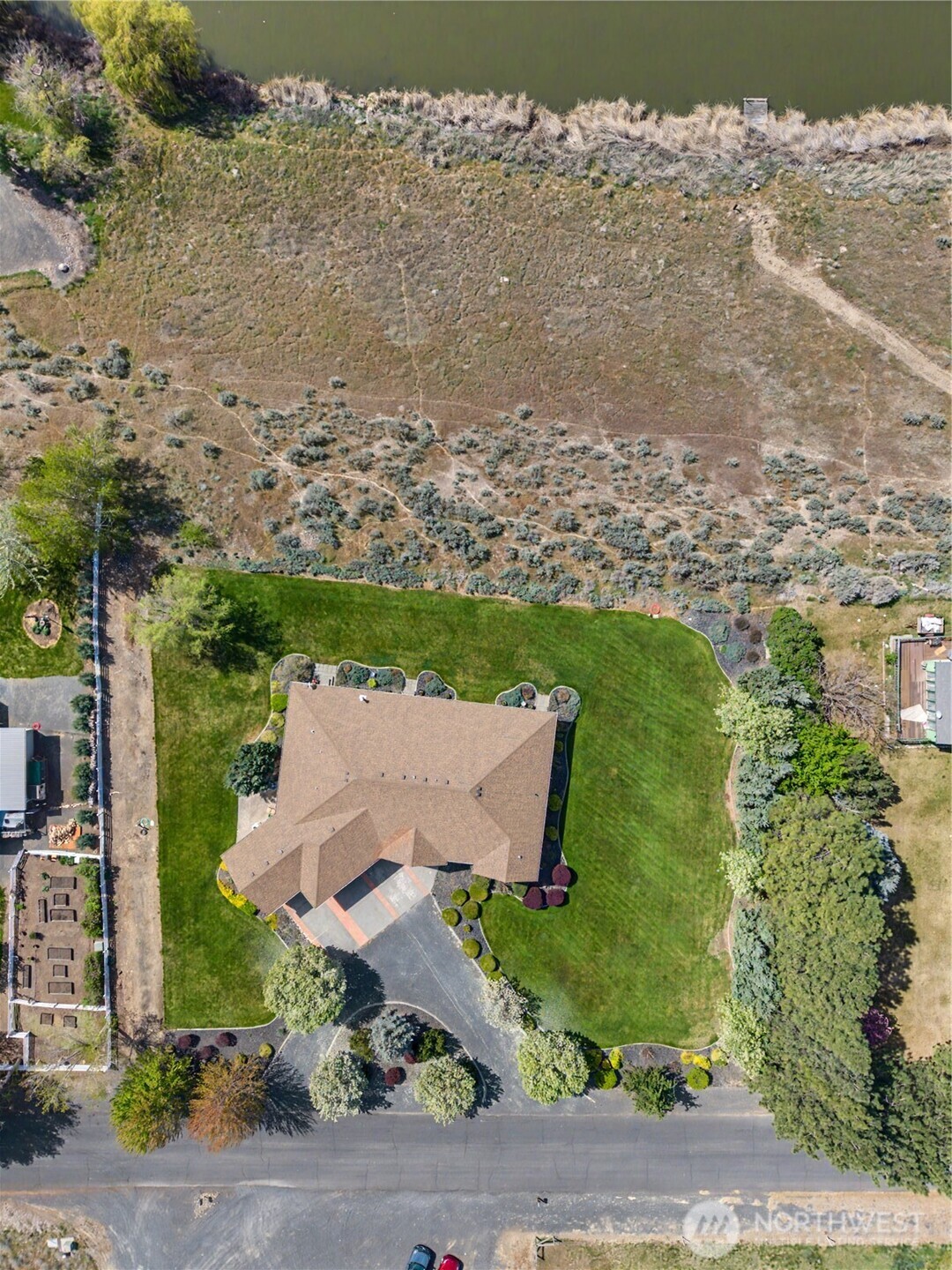 9132 Stonecrest Road Property Photo 32