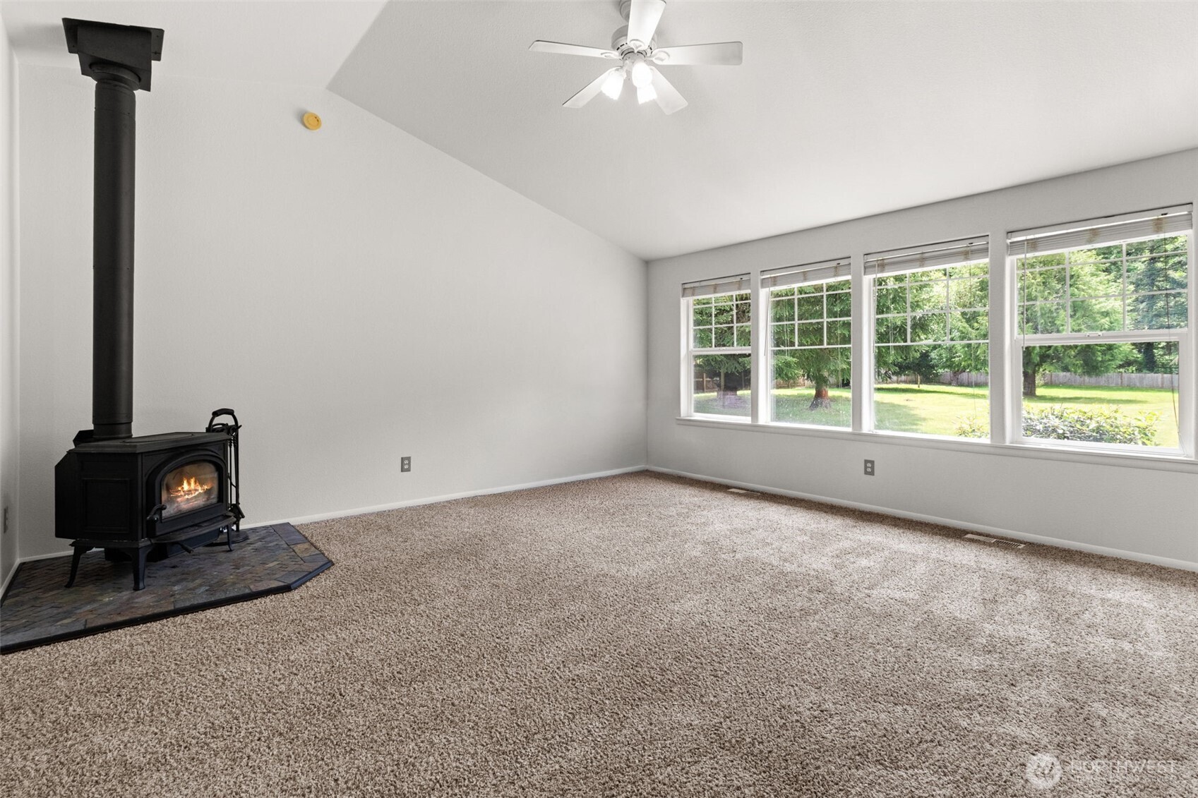 9519 185th Avenue Property Photo 11