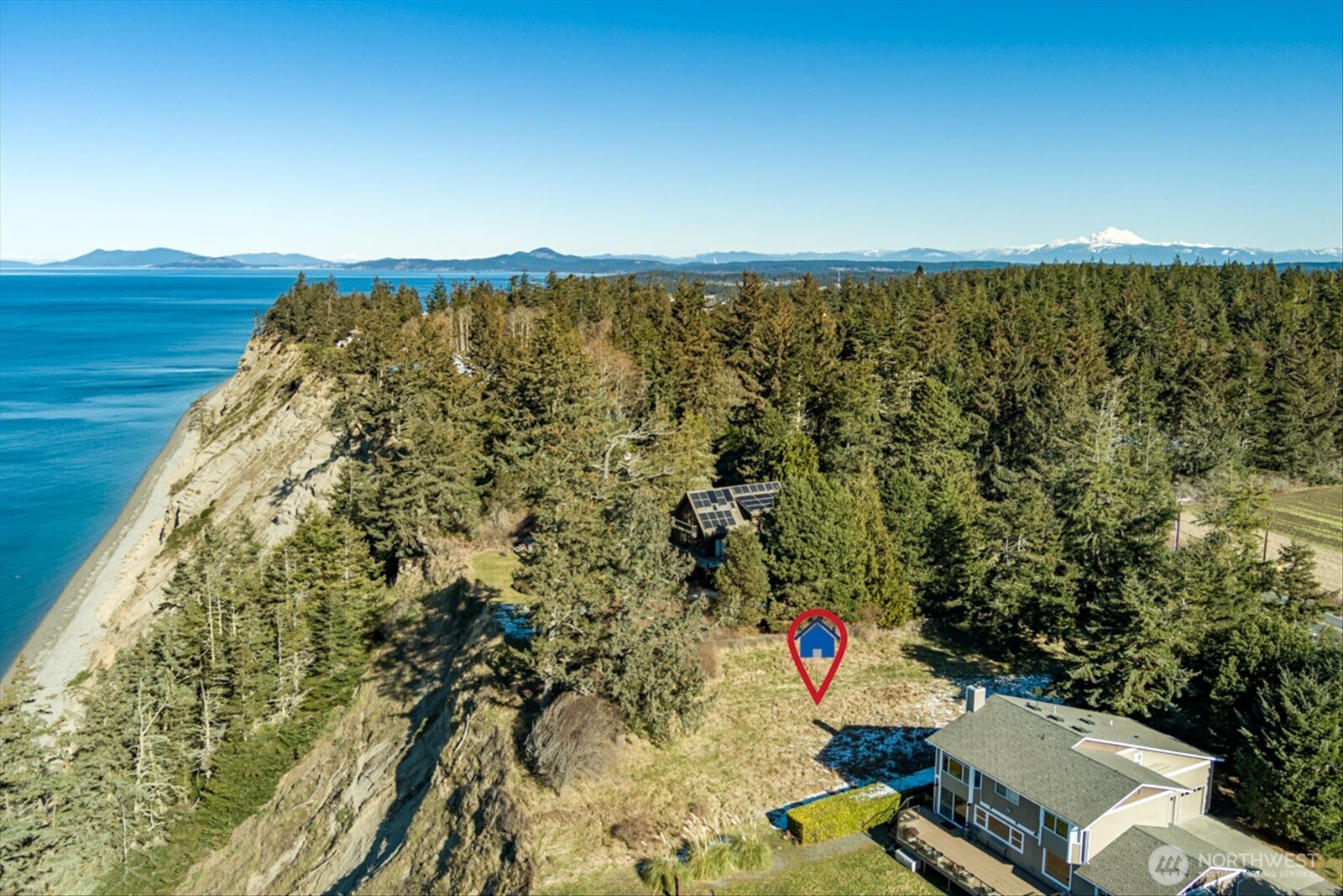 2089 West Beach Road Property Photo 8