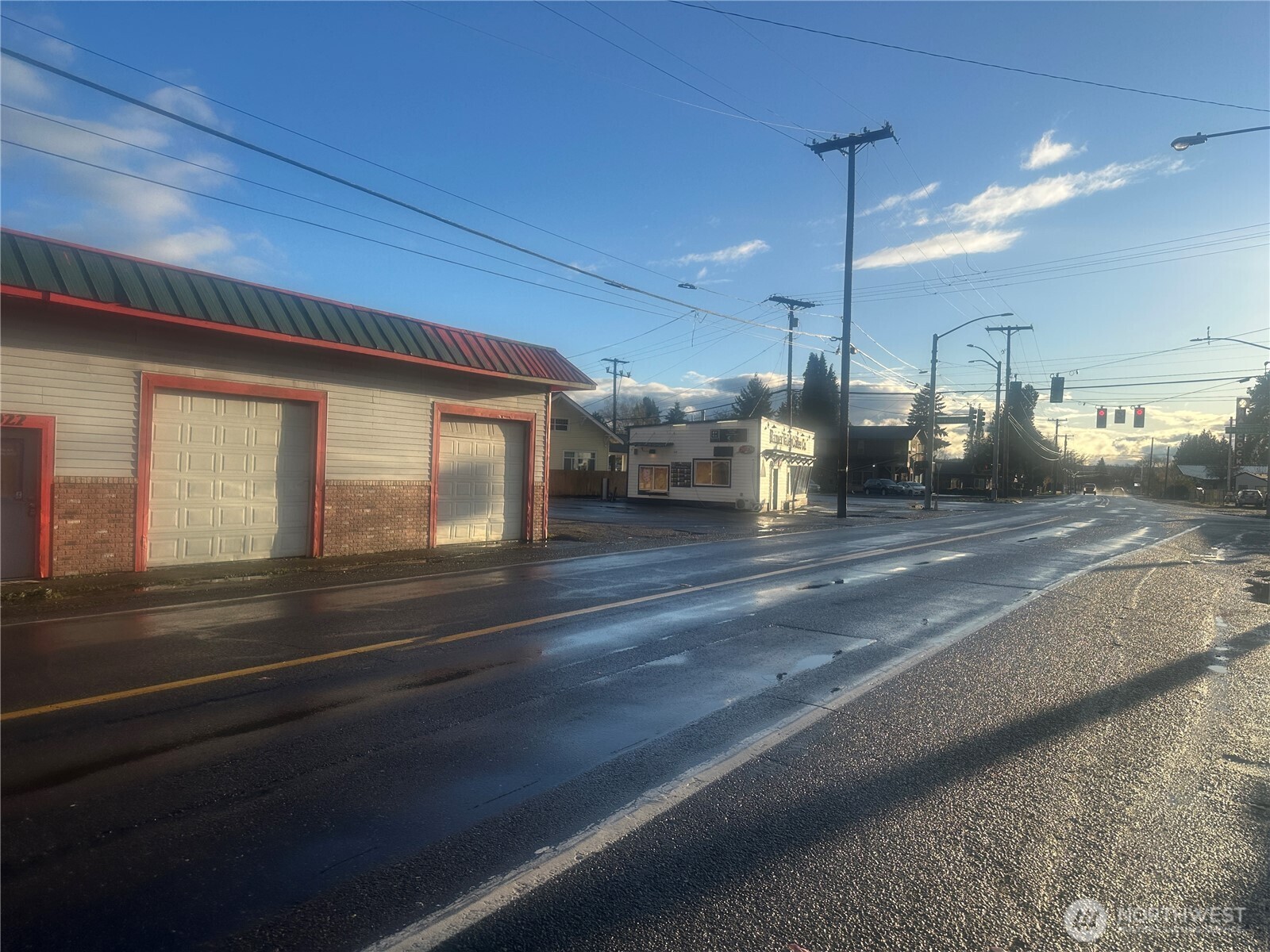 11022 Valley Avenue Property Photo 2
