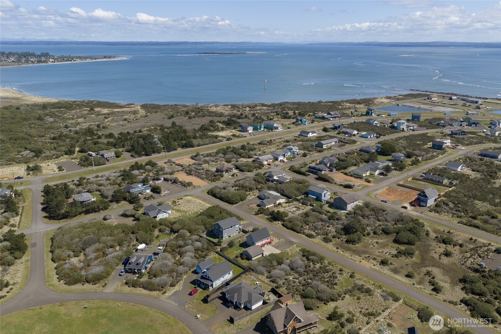 408 S Bel Air Loop Property Photo 7