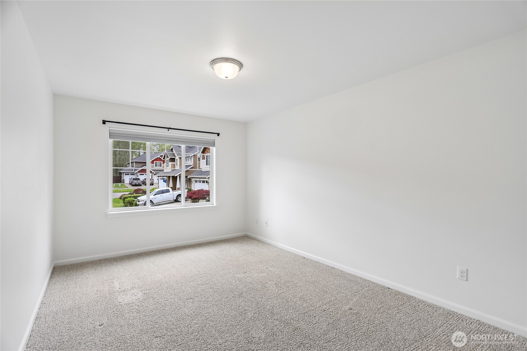 11902 59th Avenue Property Photo 25