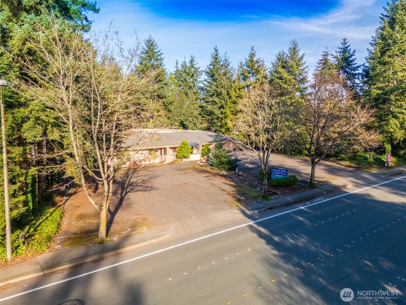 15700 Ne Bel-red Road Property Photo 9