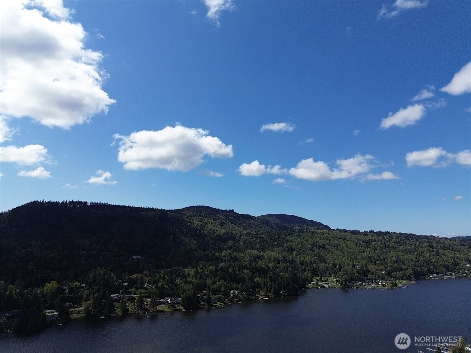 18401 Blacktail Trail Property Photo 10