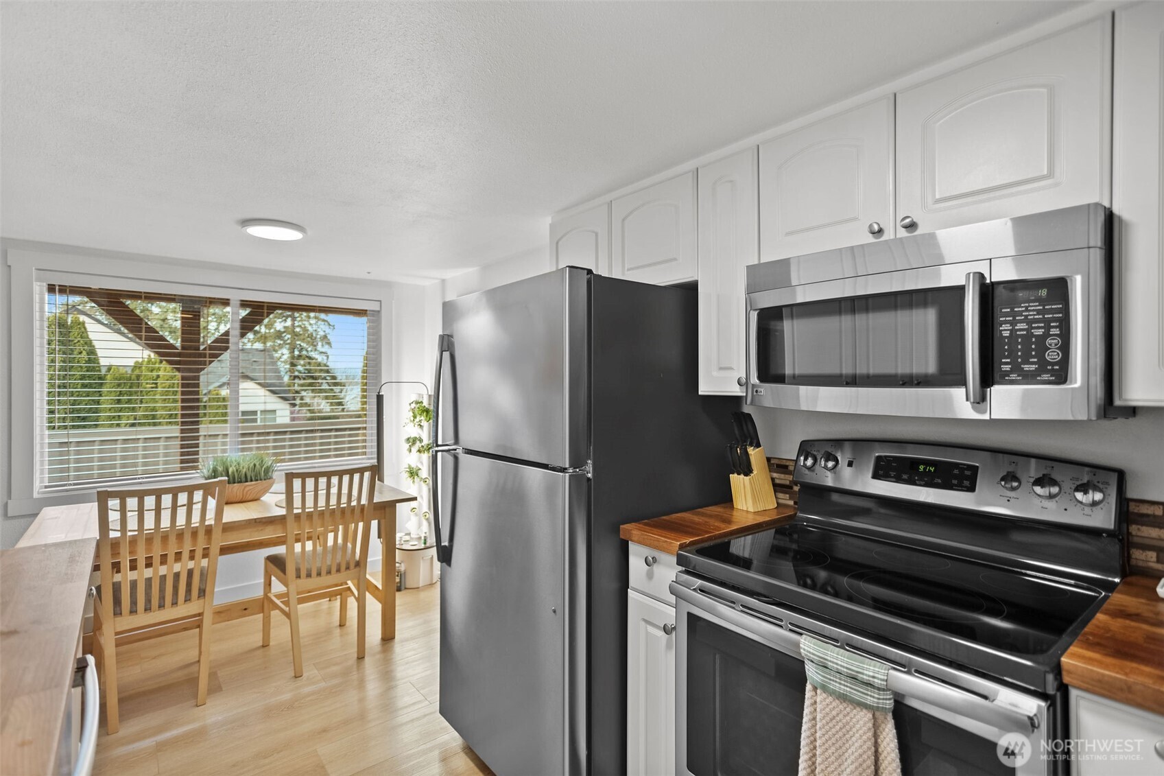 2102 Nw Kelly Drive 9 Property Photo 11