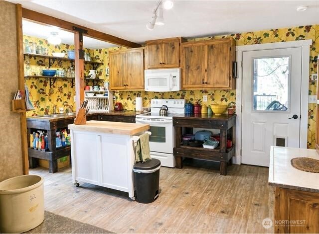1239 Kewa Meteor Road Property Photo 6