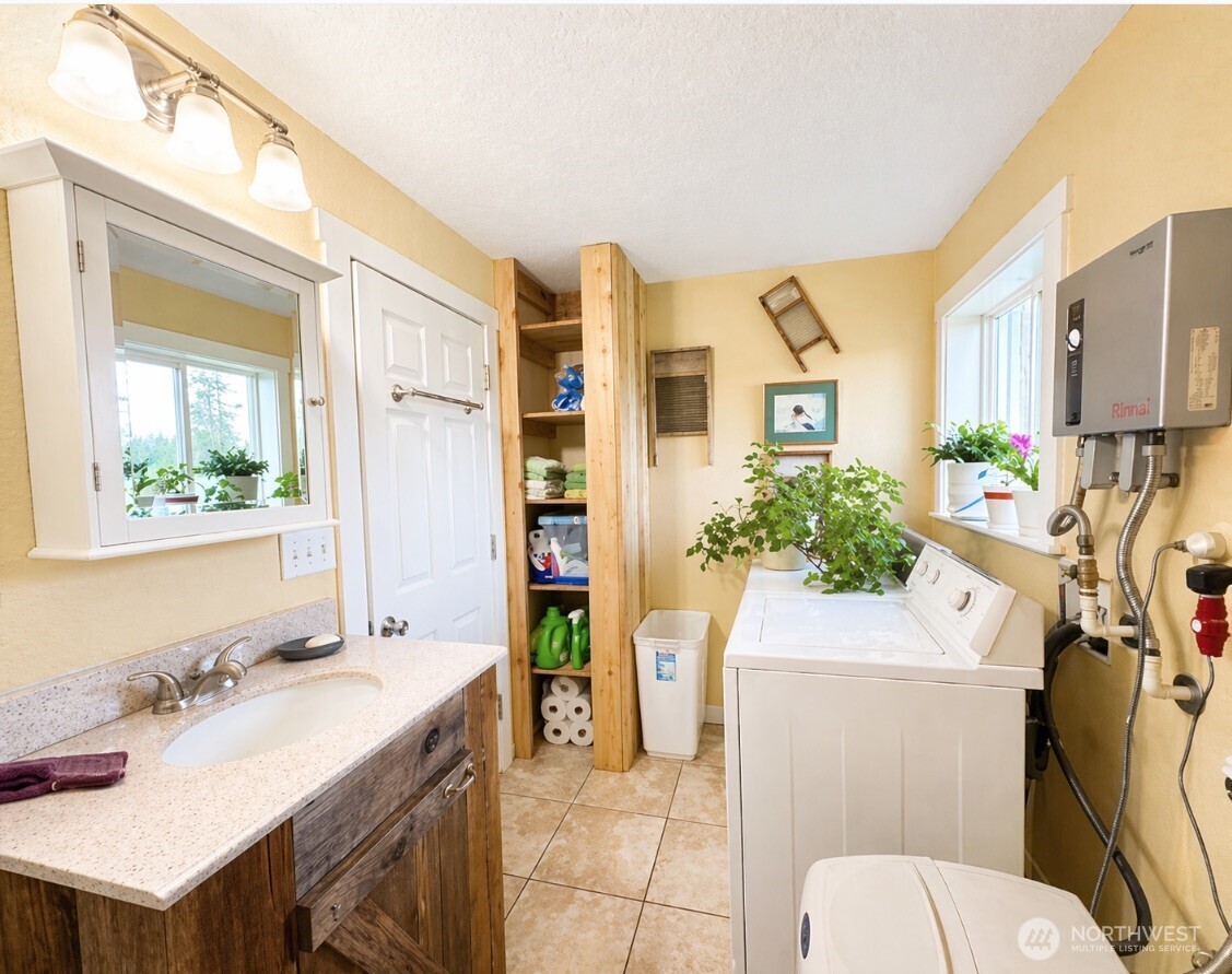 1239 Kewa Meteor Road Property Photo 11
