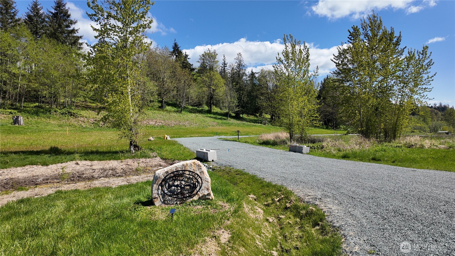 18411 Blacktail Trail Property Photo 1
