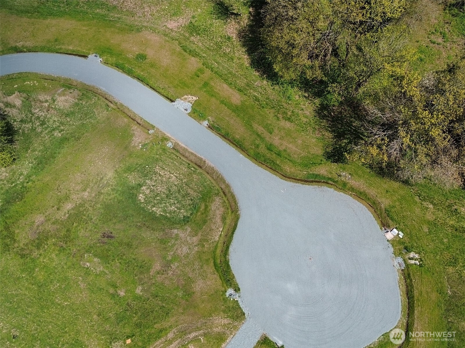 18411 Blacktail Trail Property Photo 6