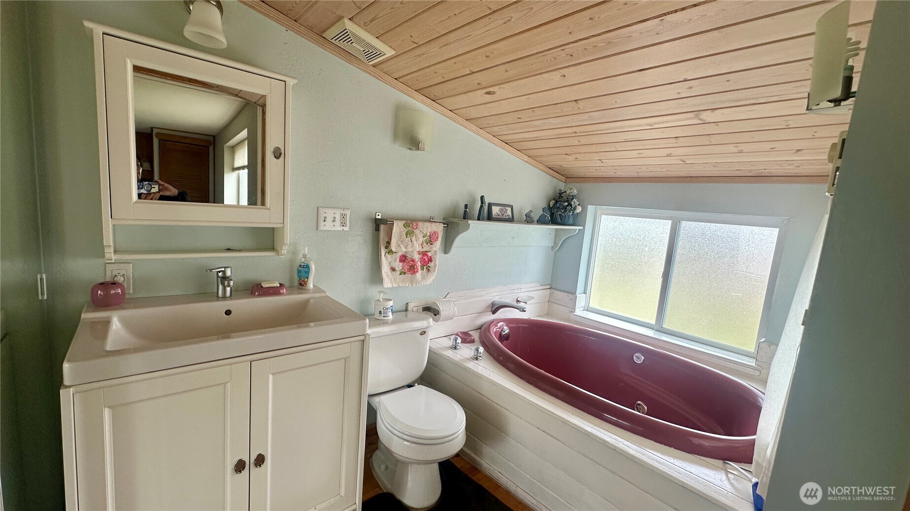 400 Bluff Street Property Photo 19
