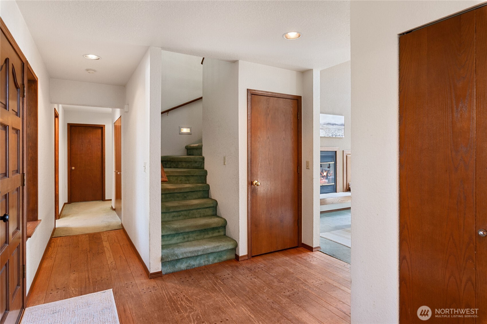 30 E Rainier Drive Property Photo 20