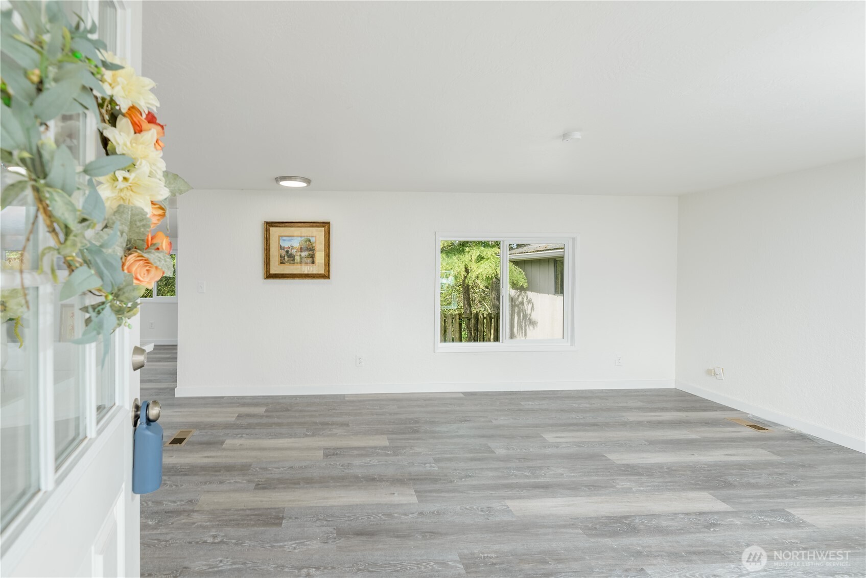 251 Washington Harbor Rd Property Photo 3