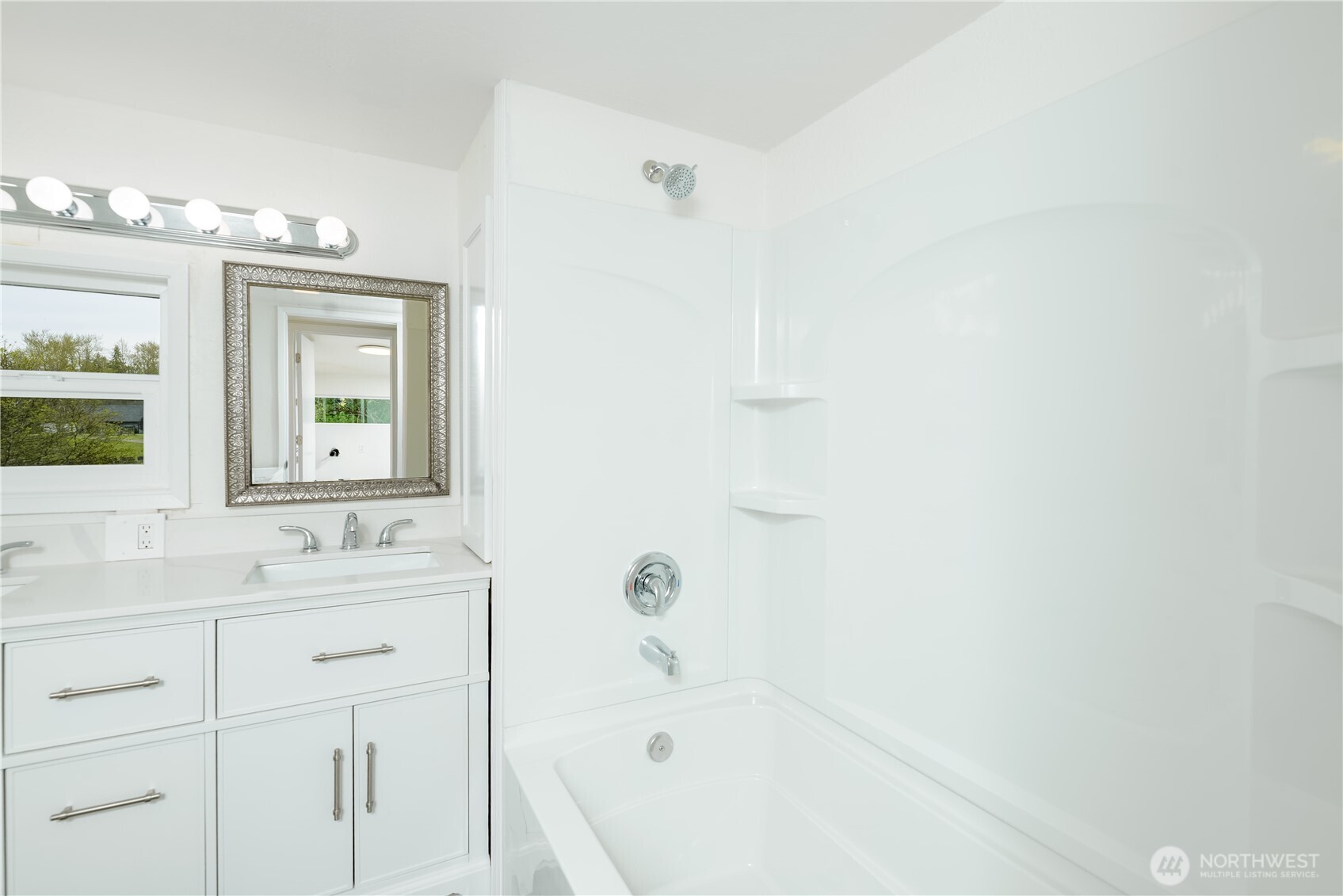 251 Washington Harbor Rd Property Photo 21