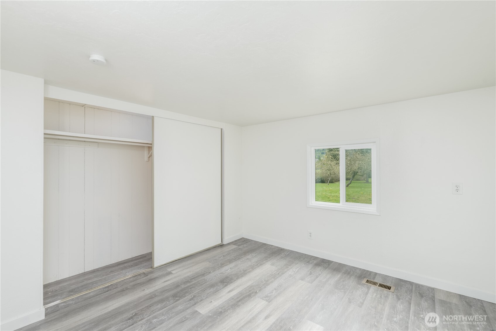 251 Washington Harbor Rd Property Photo 26