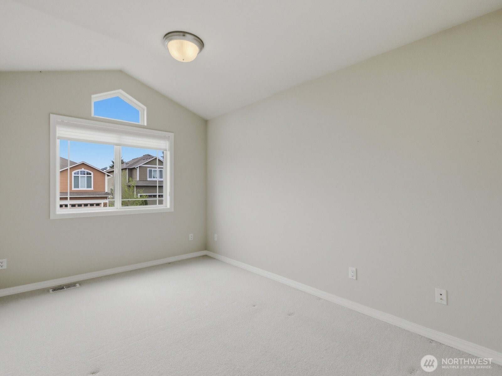 3501 166 Street Property Photo 34