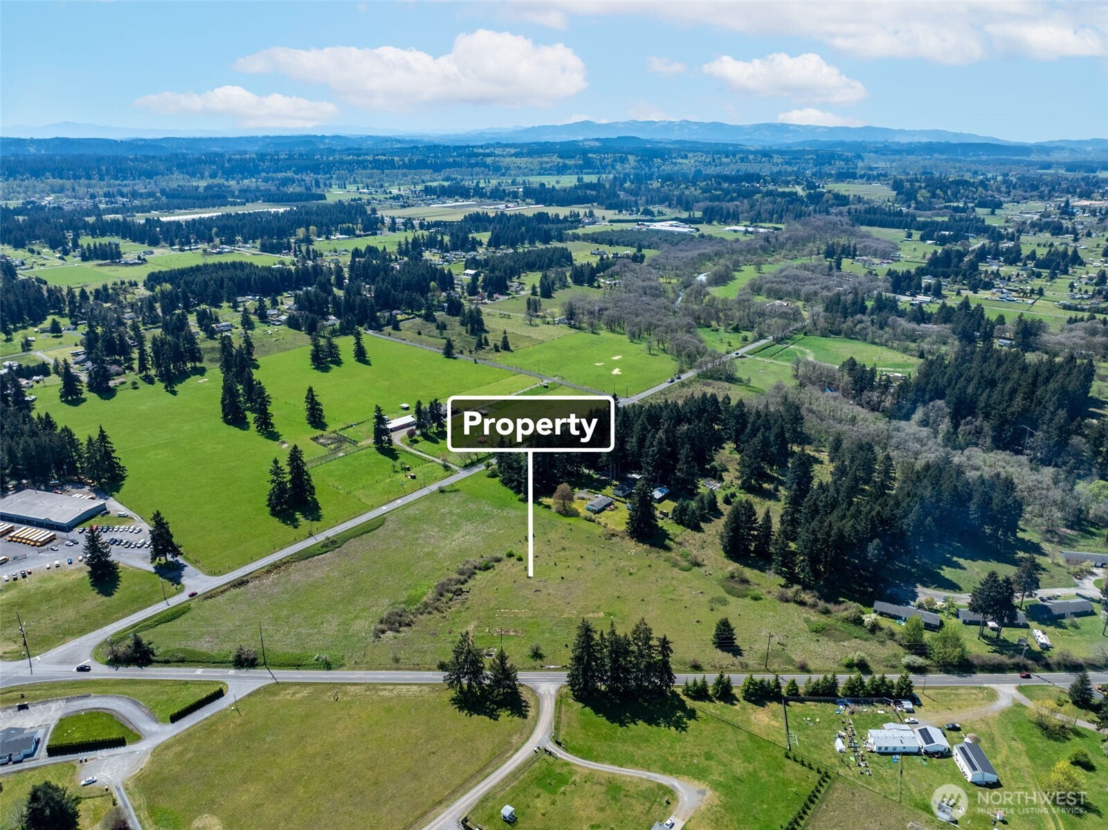 18215 Sw Sargent Road Property Photo 6