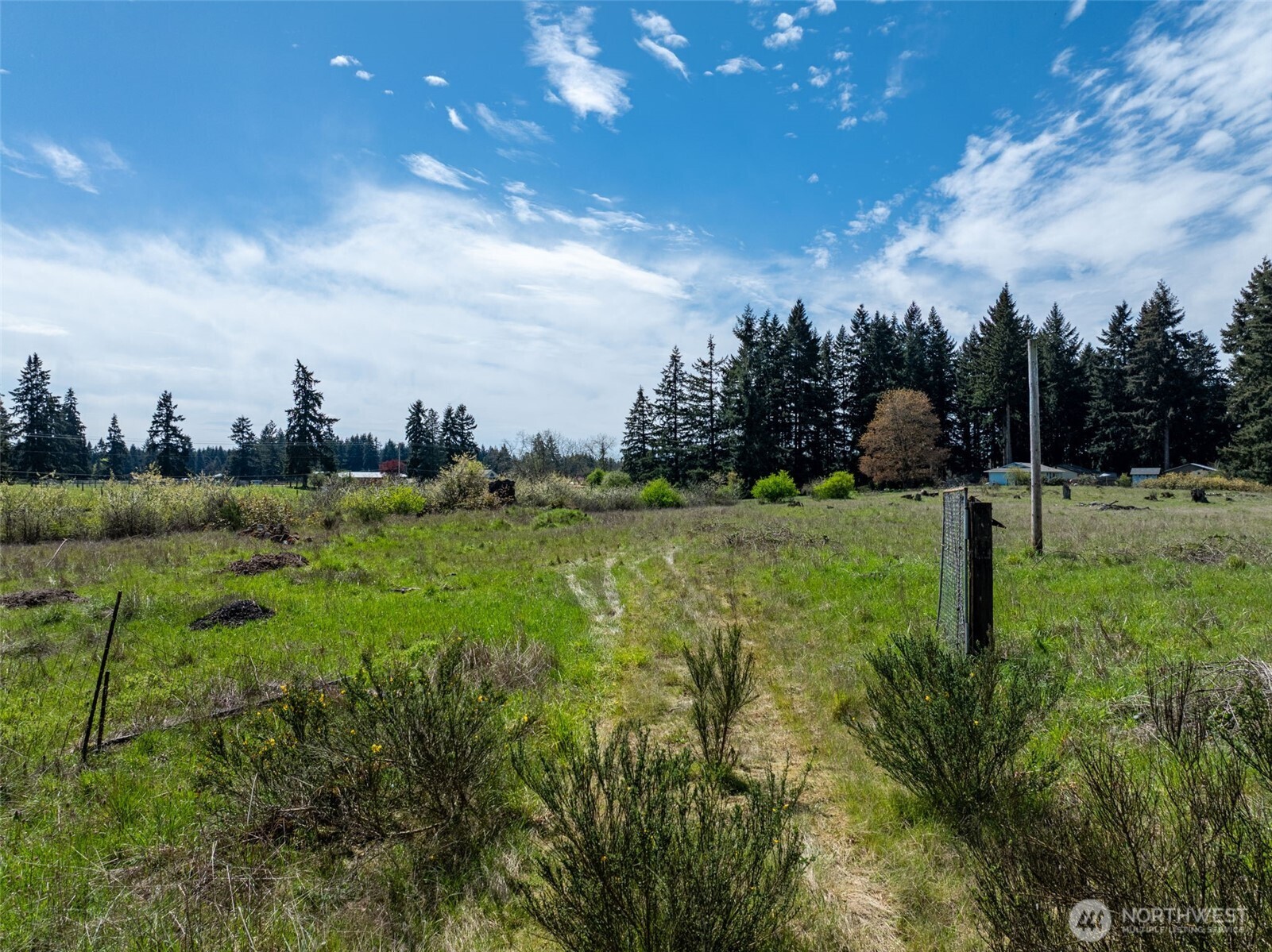 18215 Sw Sargent Road Property Photo 15