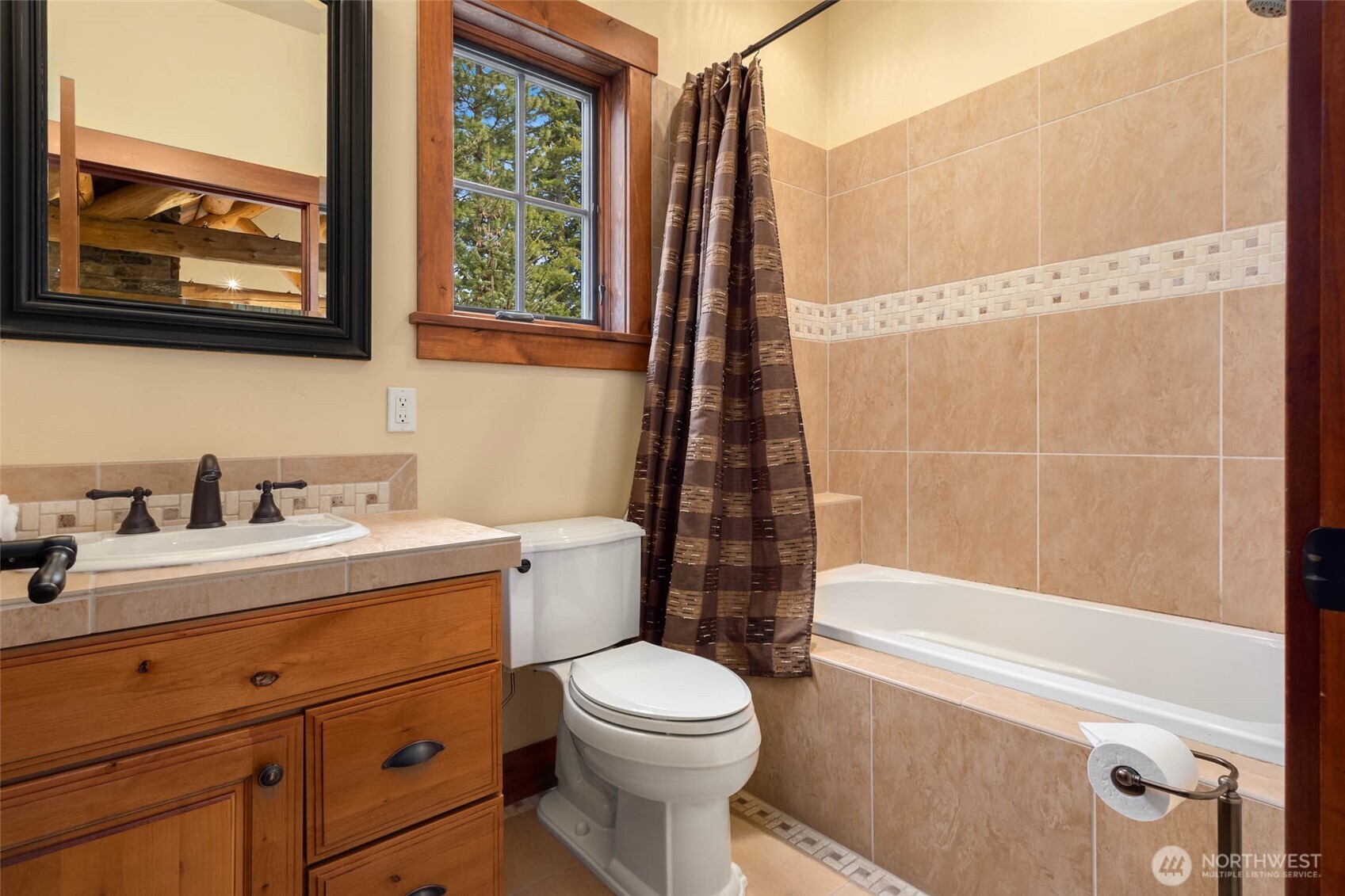 440 Larkspur Loop Property Photo 15