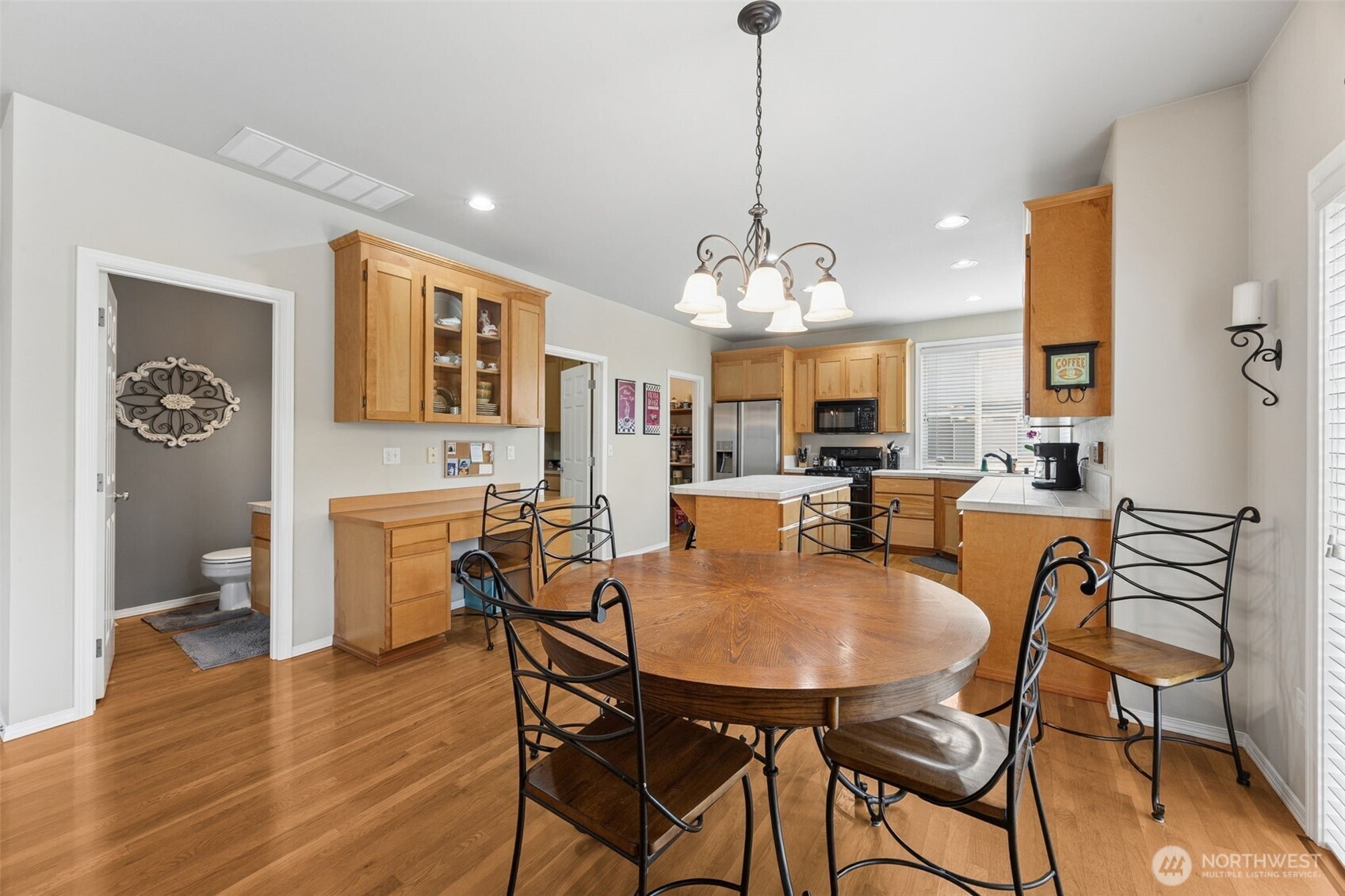 18122 92nd Avenue Property Photo 8